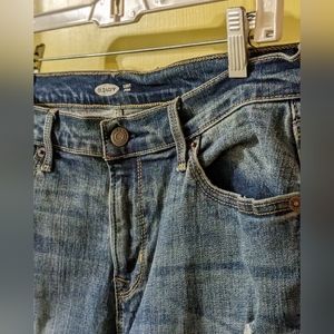 Size 10 long old navy slightly distressed curvy skinny jeans in a dark wash